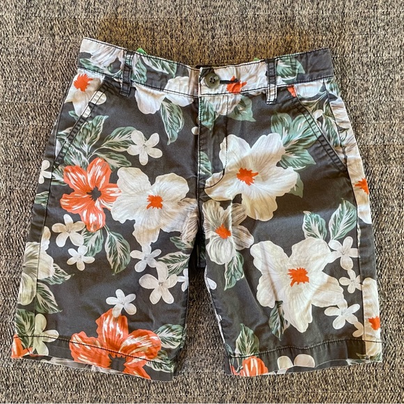 Old Navy Hawaiian Shorts - Picture 1 of 6